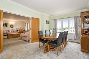 Dining Room- click for photo gallery
